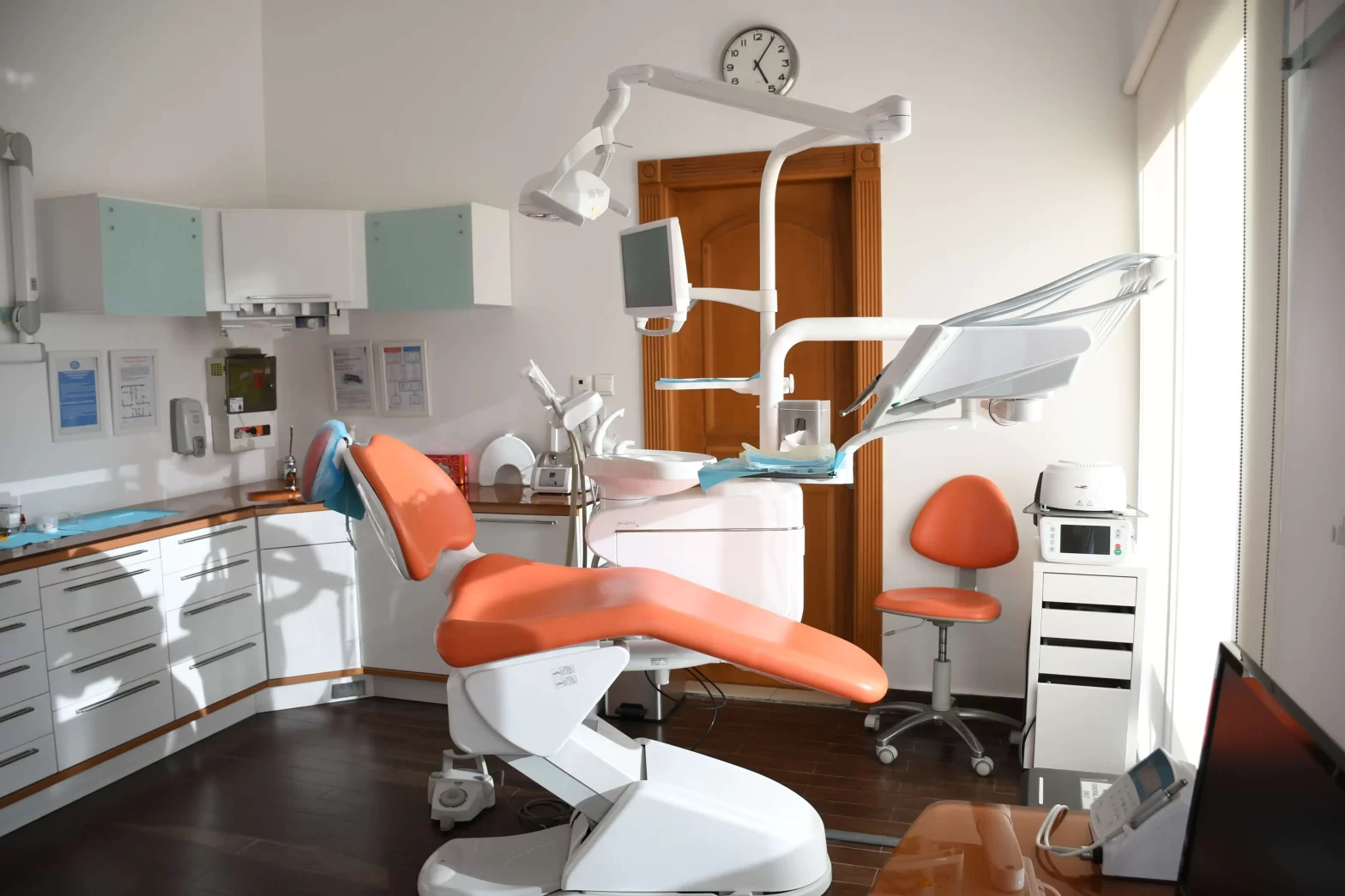 DENTIST CLINIC